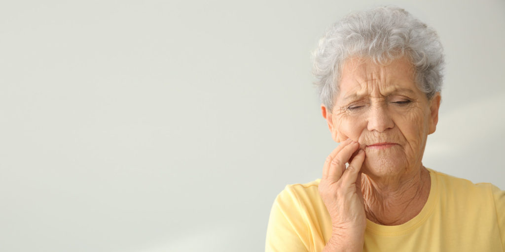 dental patient with tooth pain